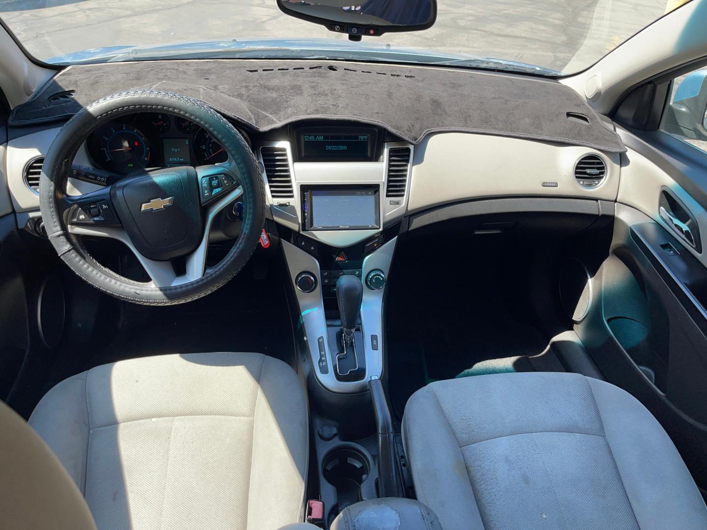2011 Blue /Tan Chevrolet Cruze LT (1G1PF5S93B7) with an 1.4Liter 4 CYLINDER engine, AUTOMATIC transmission, located at 801 South State Street, Salt Lake City, UT, 84111, (801) 328-0098, 40.751953, -111.888206 - 2011 Chevrolet Cruze LT Blue. Gets great gas mileage with a 1.4 Liter 4 cylinder engine. Must come see it is a clean title with no reported accidents on the CarFax. * All advertised prices are just dollars above cost to make room for new inventory these are our cash prices plus taxes, licensing an - Photo#12
